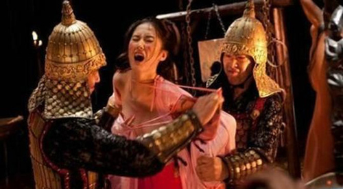 Hé lộ sự thật khủng khiếp ai cũng ghê sợ cực hình "hoạn" phụ nữ thời Trung Quốc cổ đại