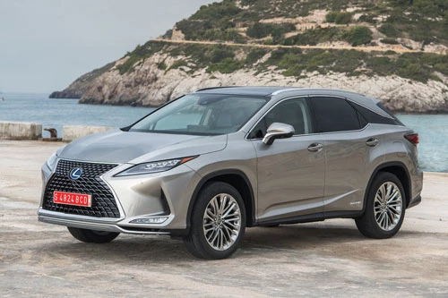 3. Lexus RX.