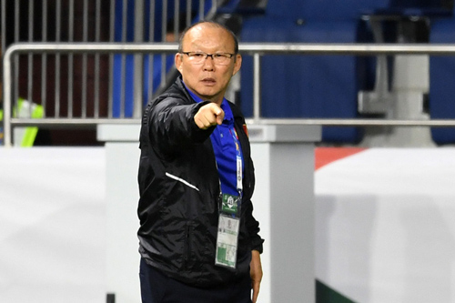 Cơn đau đầu của HLV Park Hang Seo vào dịp cuối năm 2020