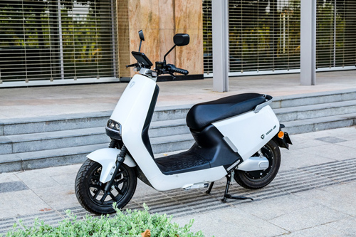 Khám phá Yadea G5: Xe điện thông minh, nhiều công nghệ hữu ích