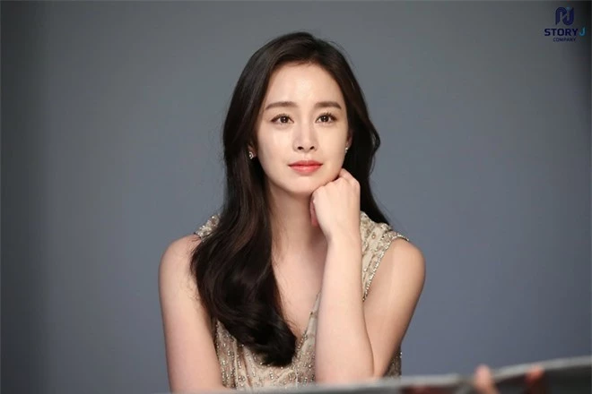 kim tae hee: bieu tuong nhan sac vuot thoi gian cua man anh han  hinh 11