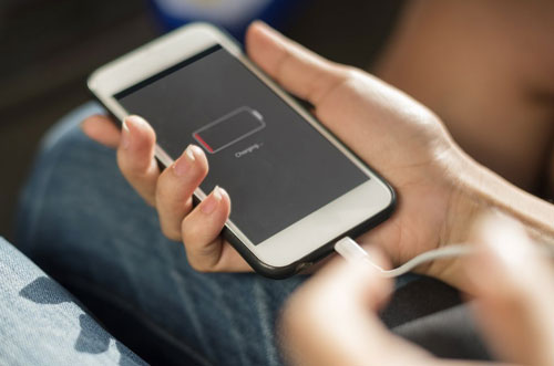 Những sai lầm khi sạc pin hại tuổi thọ điện thoại giảm sút, dễ gây nổ: Hầu hết mọi người đều phạm phải