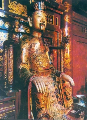 Tượng vua Đinh Tiên Hoàng ở Hoa Lư, Ninh Bình. Ảnh: Wikipedia