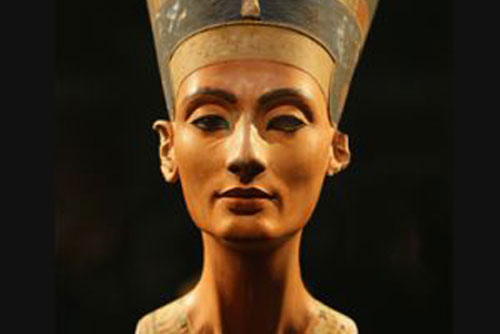 Mộ nữ hoàng tuyệt sắc của Ai Cập ẩn trong lăng mộ con trai