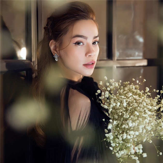 5 nữ ca sĩ Việt có khuôn mặt đẹp càng ngắm càng mê