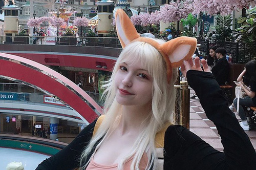 Ngắm game thủ Liên Minh Huyền Thoại được mệnh danh thiên thần làng e-sports