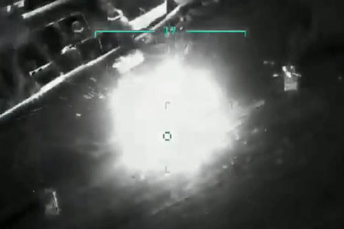 Xe t&#x103;ng ch&#x1EE7; l&#x1EF1;c T-72B3 Nga tan n&#xE1;t tr&#x1B0;&#x1EDB;c UAV Th&#x1ED5; &#x1EDF; Syria: &#x110;&#xE3; &#x111;&#x1EBF;n l&#xFA;c T-90 &quot;xung tr&#x1EAD;n&quot;?