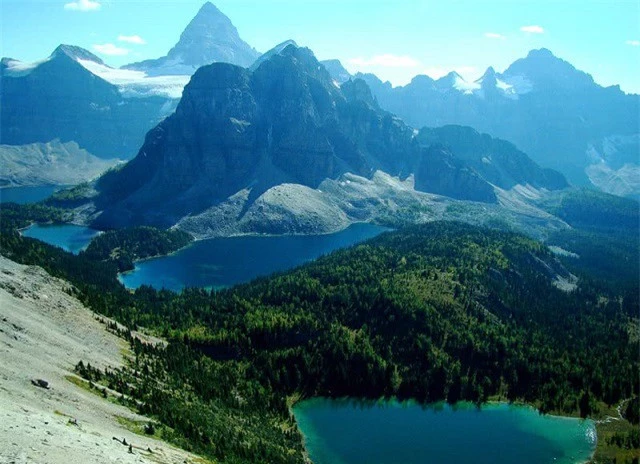 Những ngọn núi đẹp nhất thế giới  - ảnh 3