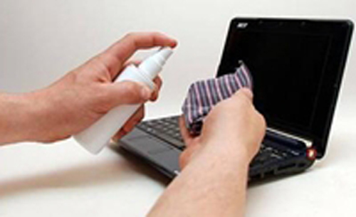 Các cách đơn giản giúp bảo vệ màn hình laptop hiệu quả