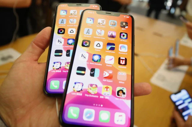 iPhone đang thiếu hụt nguồn cung nghiêm trọng vì virus Covid-19 buộc hãng phải giới hạn số lượng iPhone đặt mua từ khách hàng