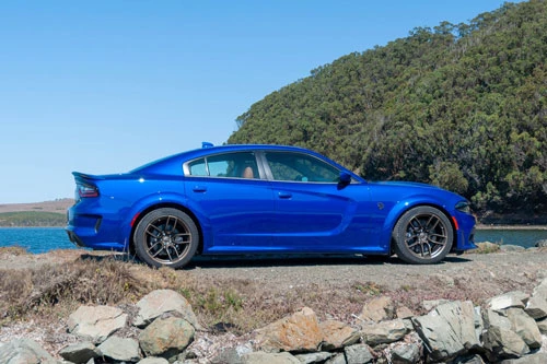 10. Dodge Charger AWD 2020.