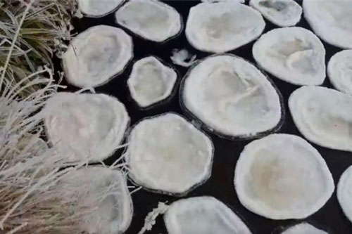 Hiện tượng "bánh băng" độc lạ xảy ra do nguyên nhân gì?