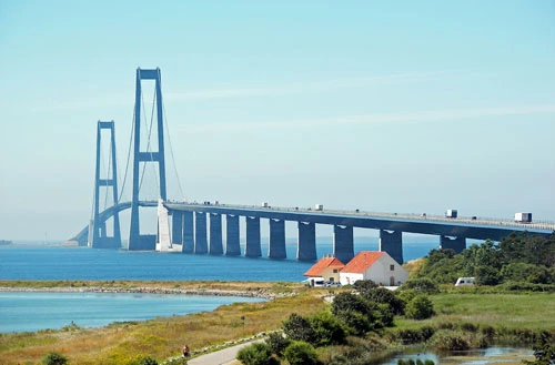 5. Cầu Great Belt (Đan Mạch). 6.790 mét. Ảnh: Wiki.