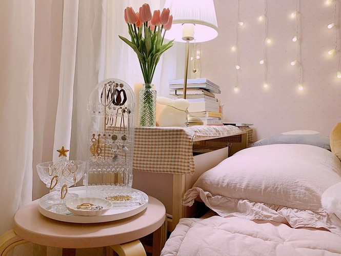 Cô gái 'tân trang' phòng trọ cũ đẹp như mơ khiến dân mạng trầm trồ