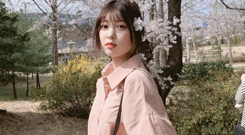 Ngoại hình diễn viên sinh năm 2004 bị huỷ vai vào phút chót