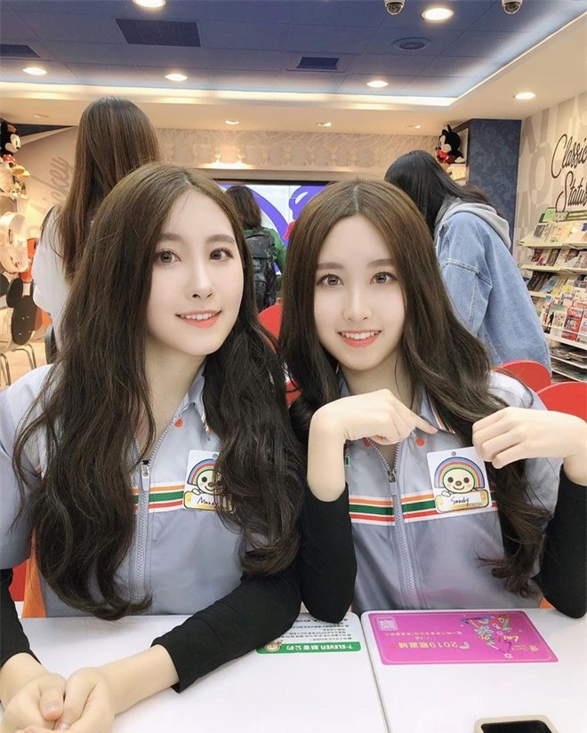 'Cặp chị em đẹp nhất Đài Loan' và các đôi song sinh nổi tiếng MXH - Ảnh 3