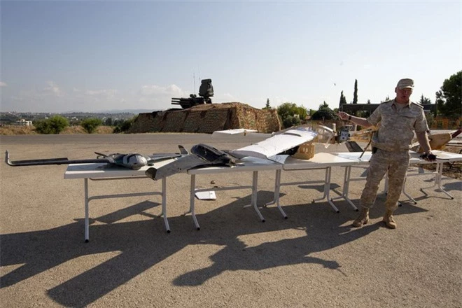 Máu đã đổ từ Saudi tới Syria: Bầy UAV gây thiệt hại khủng khiếp - Ảnh 2.