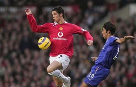 Ronaldo và Paulo Ferreira là đối thủ nhau thời điểm còn thi đấu ở Ngoại hạng Anh