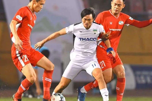 Trong thời gian tới, nhiều khả năng V.League 2020 vẫn sẽ tiếp tục diễn ra trên sân không khán giả.