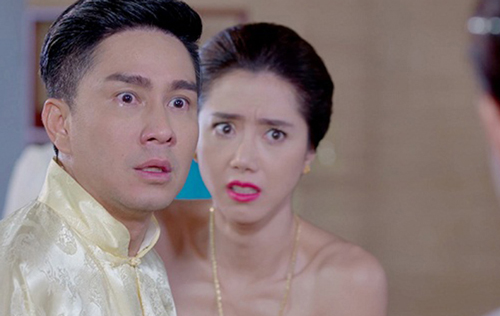 Nổi đóa với lời khiêu khích của chồng cũ, vợ cả gửi tặng một chiếc váy kèm lời chúc 'sâu cay' làm cô dâu chú rể 'sợ tái mặt'