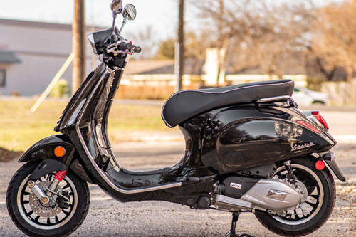 Cận cảnh xe ga Vespa 150 phân khối, phanh ABS, giá 131 triệu