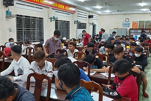 Tiền Giang bắt giữ nhiều đối tượng đua xe trái phép