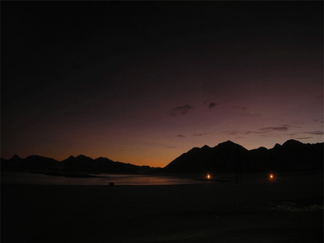 Vùng đất kỳ lạ, suốt 65 ngày liền trong năm không có ánh mặt trời