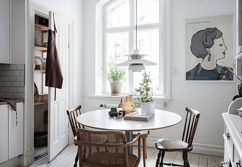 Ngắm 17 mẫu thiết kế phòng ăn nhỏ nhưng đẹp 'không thể rời mắt'