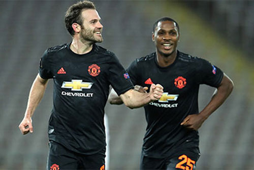 Mata tiết lộ "vai trò đặc biệt" trong phòng thay đồ của M.U