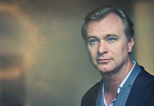 Đạo diễn Christopher Nolan kêu gọi hỗ trợ cho các rạp chiếu phim