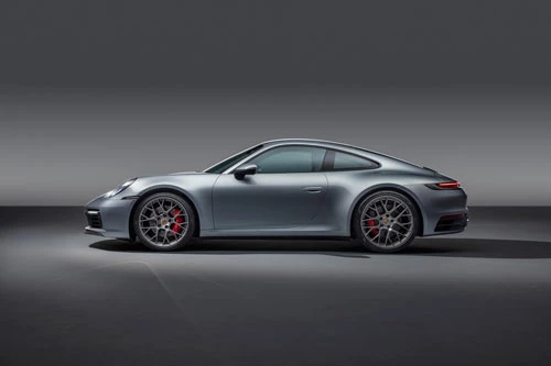 12. Porsche 911 (992).