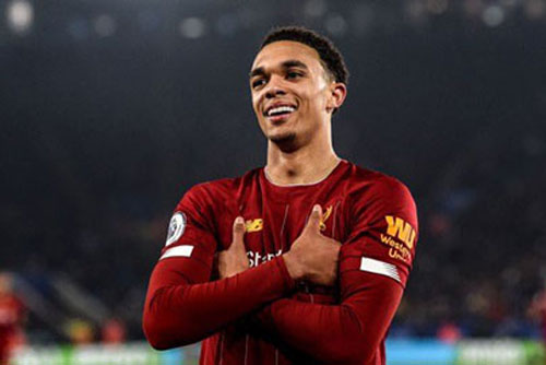 Alexander-Arnold nói gì về thông tin sẽ gia nhập Barcelona?