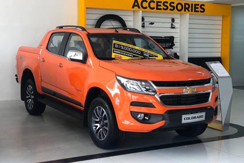 Giá lăn bánh Chevrolet Colorado vừa giảm giá mạnh tại Việt Nam