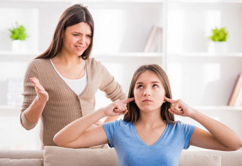 Sốc khi biết bố bạn trai của con gái có thân phận "đặc biệt"