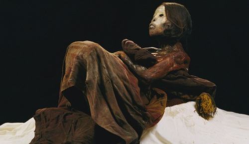 "Kinh hoàng" chôn lại xác ướp để trấn yểm "cửa địa ngục"