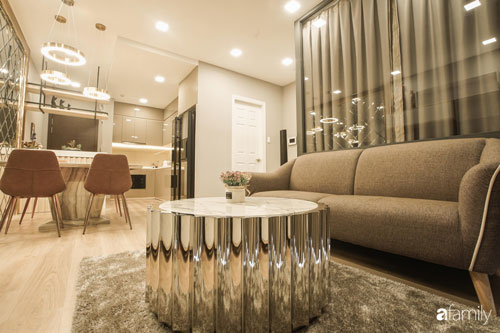 Căn hộ 65m² nhưng đem lại cảm giác rộng rãi nhờ thiết kế mở bằng vách kính kết hợp ánh sáng hài hòa ở TP. HCM