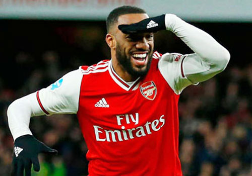 Atletico lần thứ hai nhắm mua Lacazette