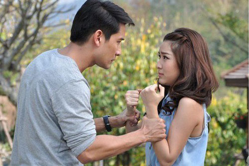 Muốn hủy hôn vì phát hiện vợ sắp cưới vẫn qua lại với người yêu cũ