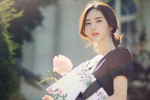 Có tiền chưa hẳn đã sang, phụ nữ muốn trở nên cao quý, có khí chất cần phải có ít nhất 3 điều này