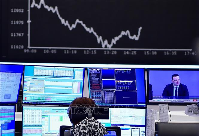 'Sắc xanh' tiếp tục lan tỏa thị trường chứng khoán thế giới