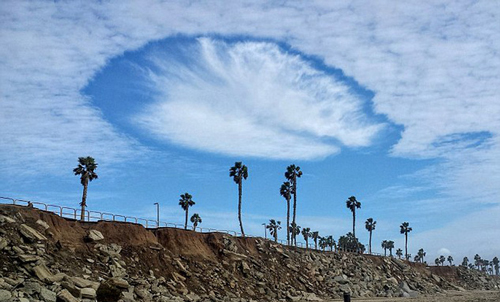 “Người ngoài hành tinh” rẽ mây ngắm biển "gây sốt"