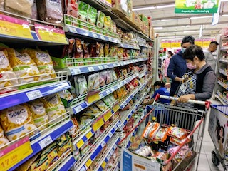 TP.HCM: Cung &#x1EE9;ng &#x111;&#x1EE7; l&#x1B0;&#x1A1;ng th&#x1EF1;c, th&#x1EF1;c ph&#x1EA9;m &#x1EE9;ng ph&#xF3; v&#x1EDB;i d&#x1ECB;ch Covid-19