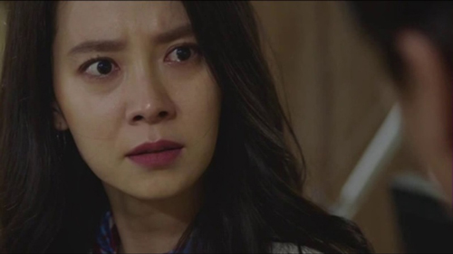 Chồng giả vờ điên thử lòng vợ và bồ nhí để rồi nhận được kết quả "choáng váng"