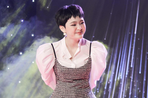 Hiền Hồ khác lạ do phẫu thuật thẩm mỹ?