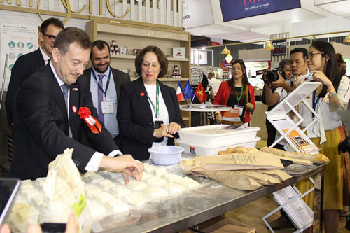 Tìm 'lời giải' cho thương hiệu mạnh