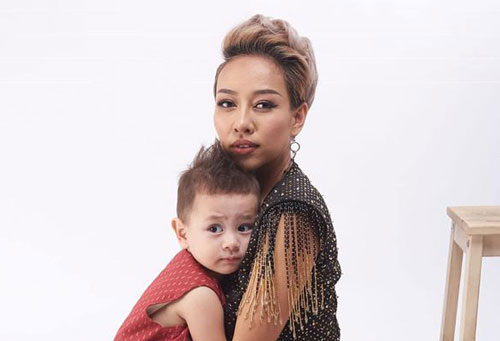 Thảo Trang bật khóc khi tiết lộ chuyện bố của con trai cô đã qua đời