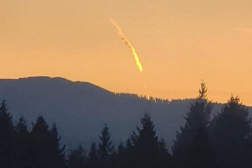 Cảnh sát Mỹ căng não giải mã hiện tượng “cầu lửa” bí ẩn, nghi người ngoài hành tinh