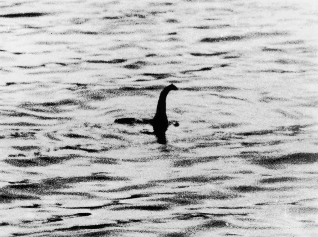 Bức ảnh giả về quái vật hồ Loch Ness.
