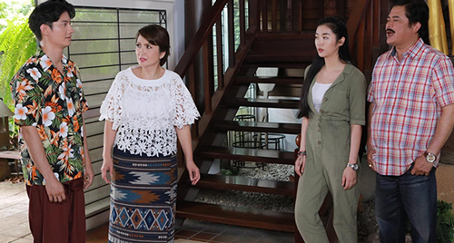 Mẹ mất sớm, dì ở vậy nuôi cháu cùng anh rể và cái kết không thể bất ngờ hơn sau 20 năm