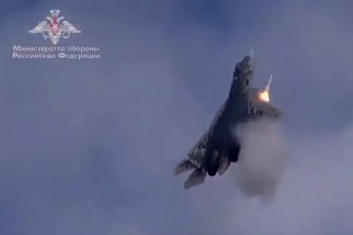 Nghi ngờ quanh vụ thử tên lửa không đối không đầu tiên của Su-57